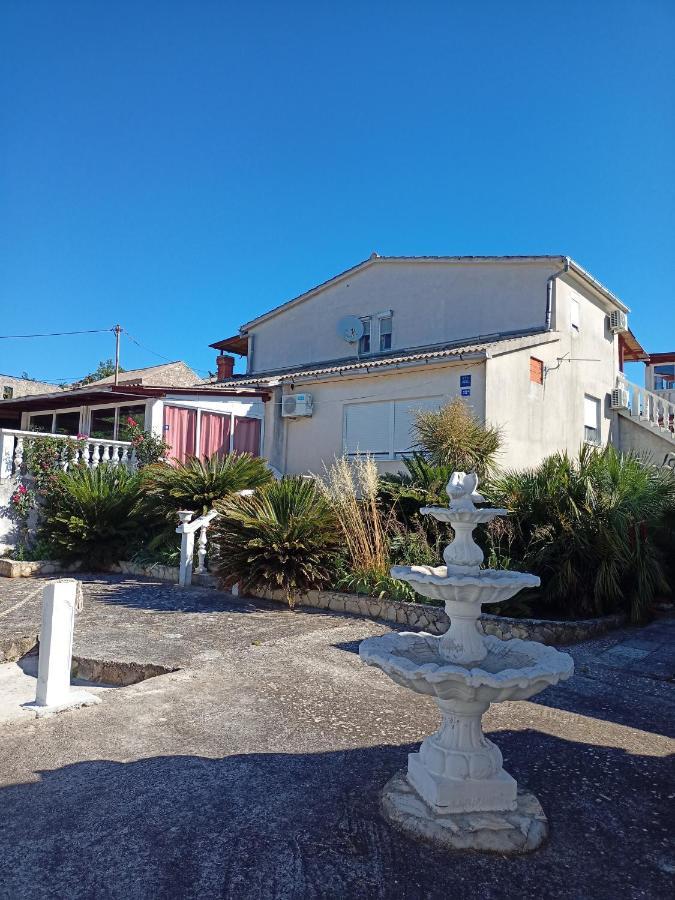 Apartments Ruza Dragove Dugi Otok Exterior foto