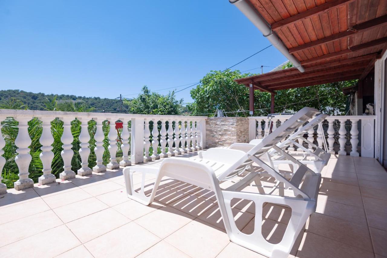Apartments Ruza Dragove Dugi Otok Exterior foto